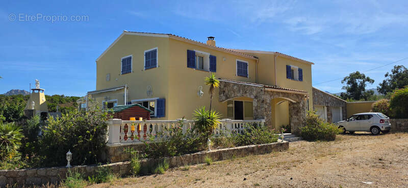 CALENZANA Maison à vendre 305 m² terrain de 5600 m² - Piscine - vue sur Calvi - photo 13
