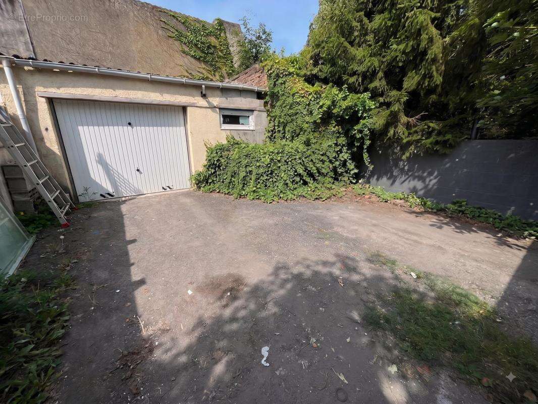  OPPORTUNITÉ INVESTISSEUR : Immeuble de rapport 4 lots avec local commercial !  rentabilité brut 9,9% - photo 5