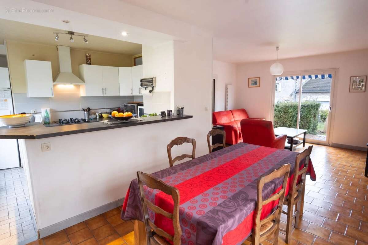 Maison à HERMANVILLE-SUR-MER