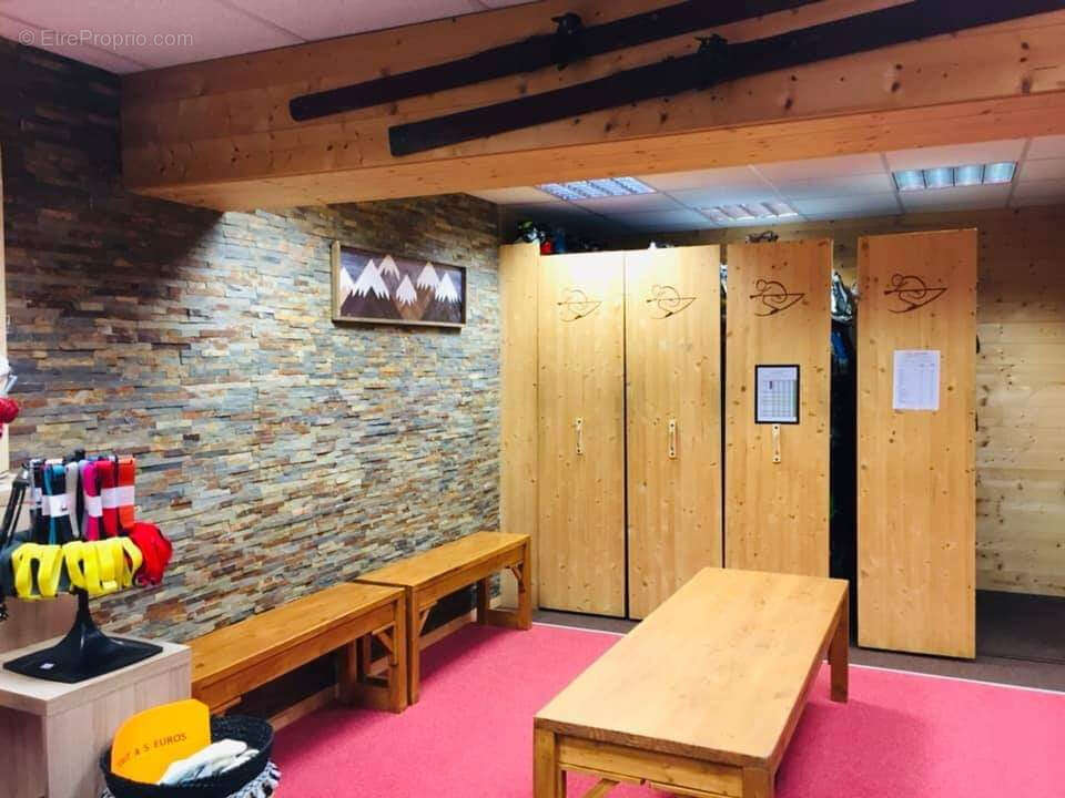 Commerce à ARACHES-LA-FRASSE