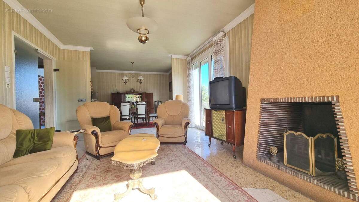 Maison à LA VILLE-DIEU-DU-TEMPLE