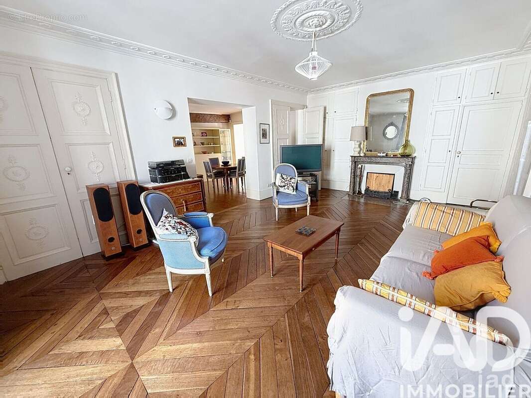 Photo 6 - Appartement à VERSAILLES