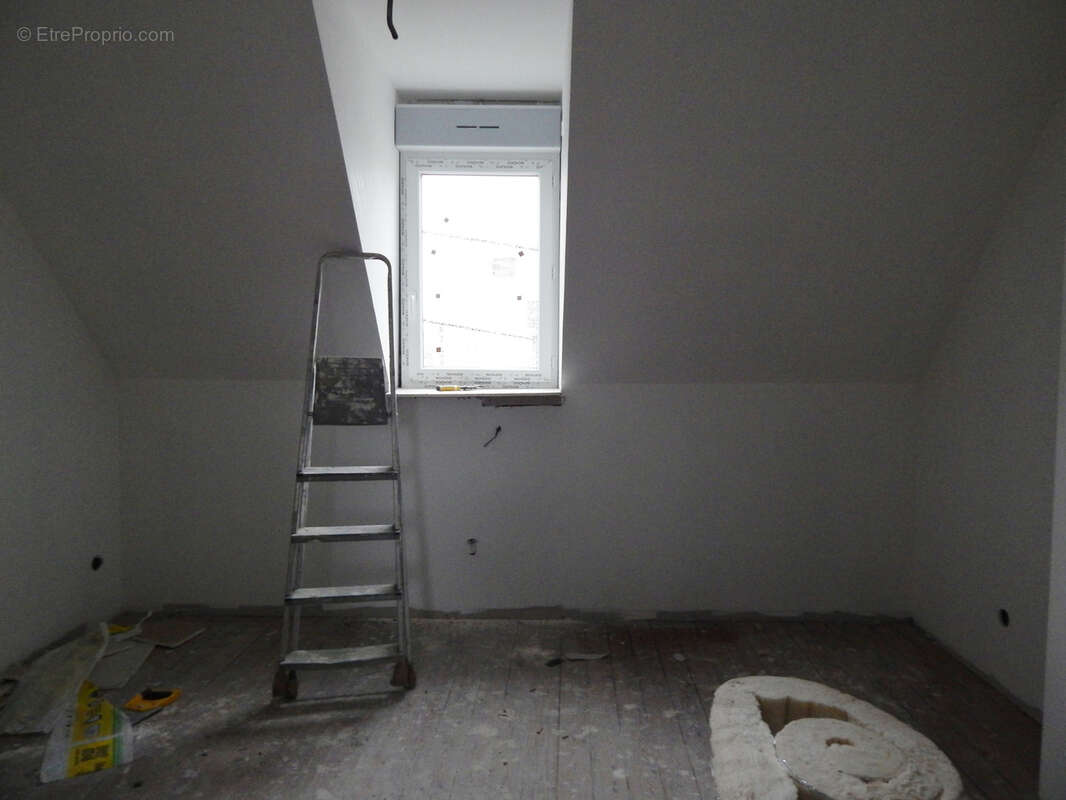 Maison à SAINT-ETIENNE-DU-ROUVRAY