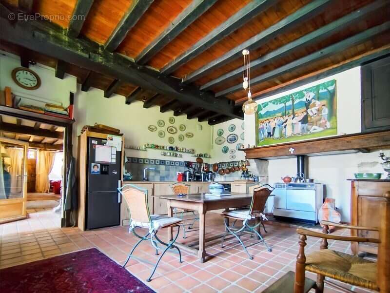 Maison à SAUVETERRE-DE-BEARN