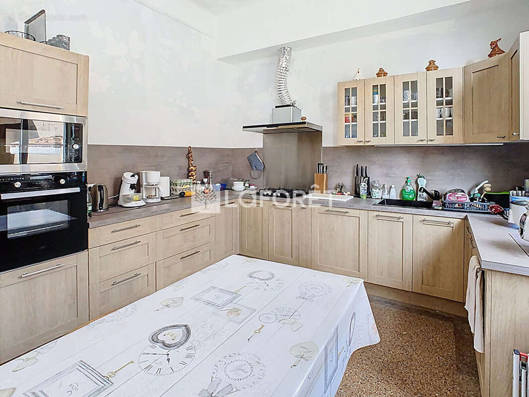 Maison à LES CHARMONTOIS