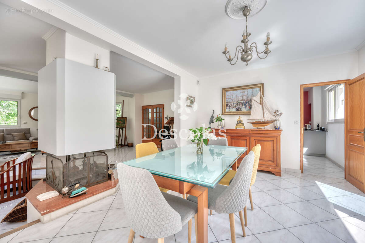 Maison à SAINT-GERMAIN-EN-LAYE