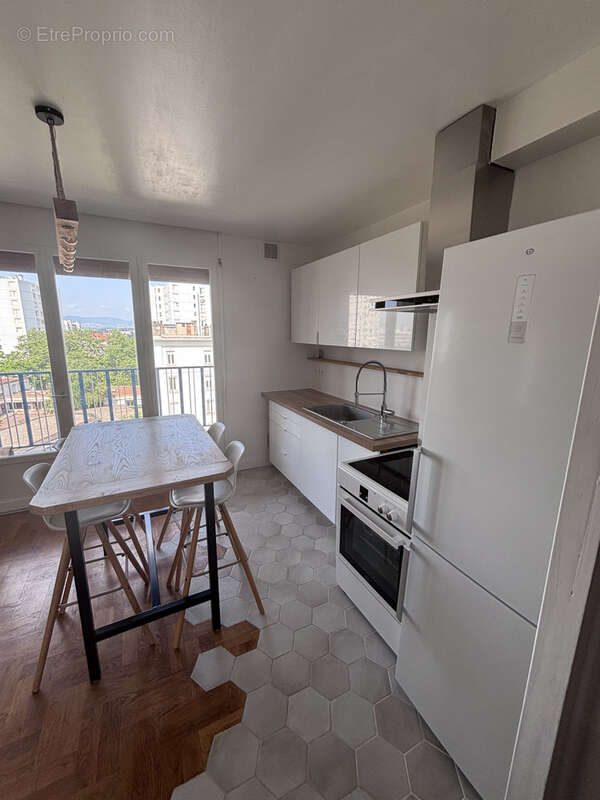 Appartement à LYON-4E