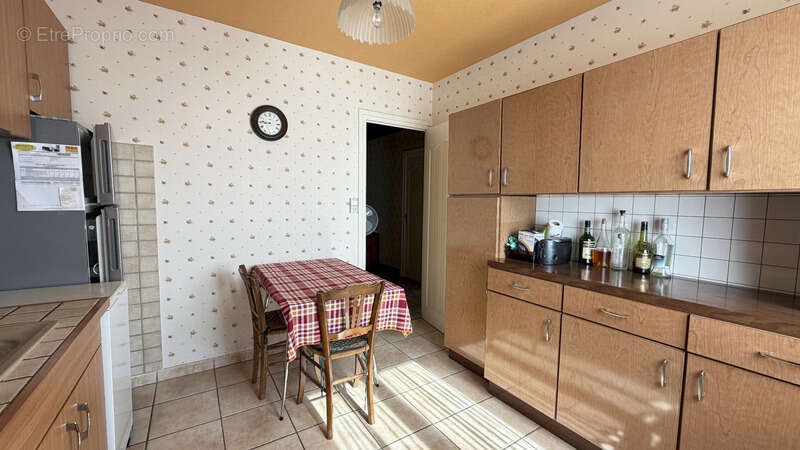Maison à LA CLAYETTE