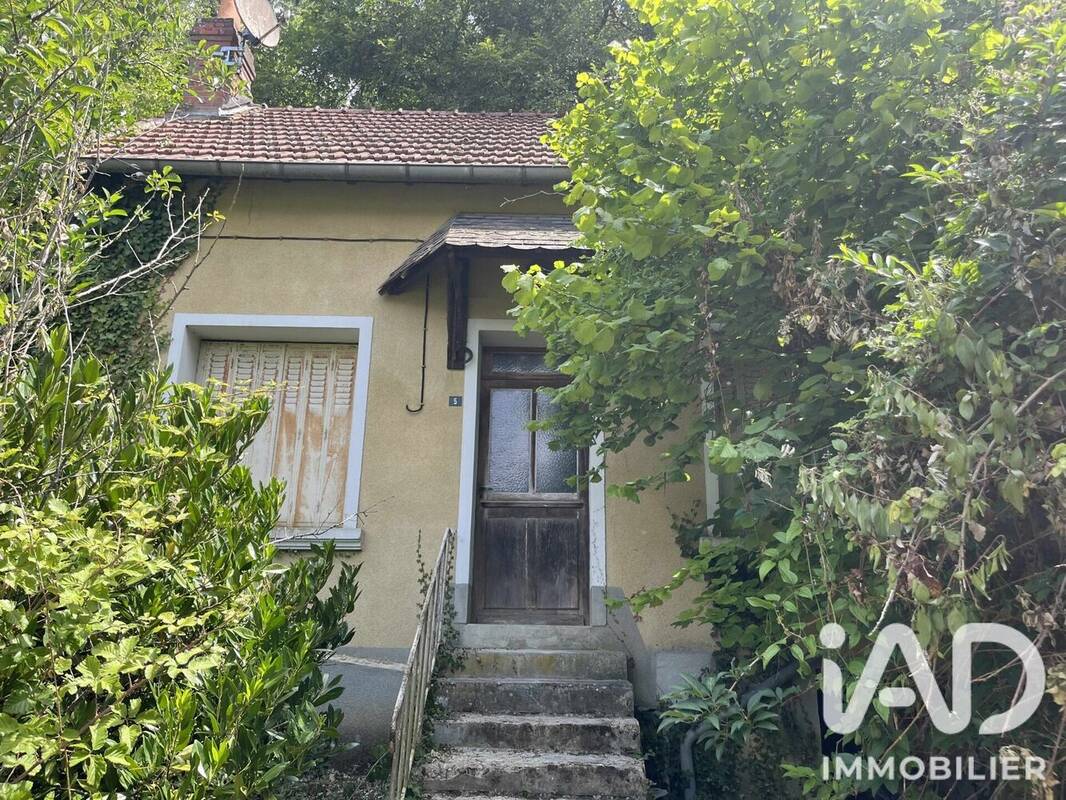 Photo 1 - Maison à LA CELLE-GUENAND