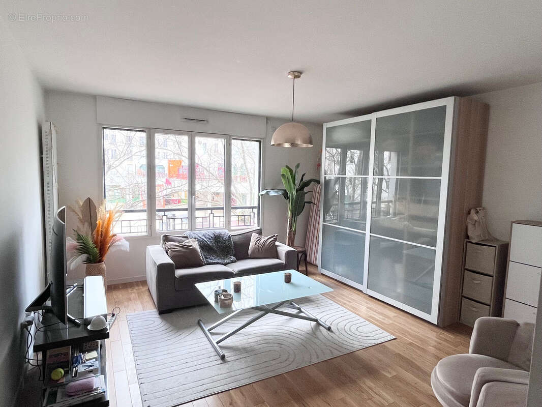 Appartement à SURESNES