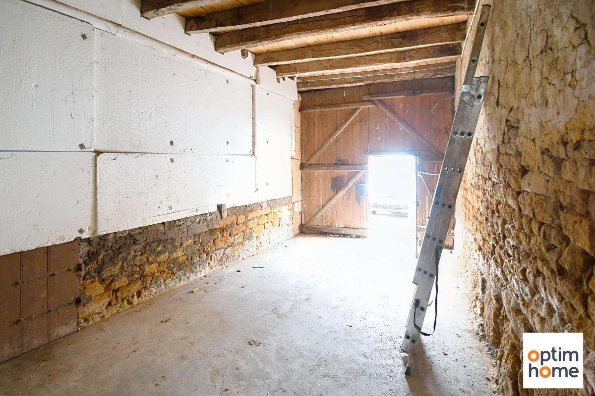 Maison + grange + terrain fillieres - photo 13