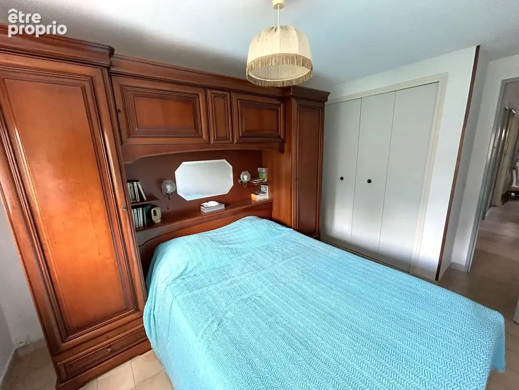 Appartement trois pièces dans une petite résidence proche des plages. - photo 8