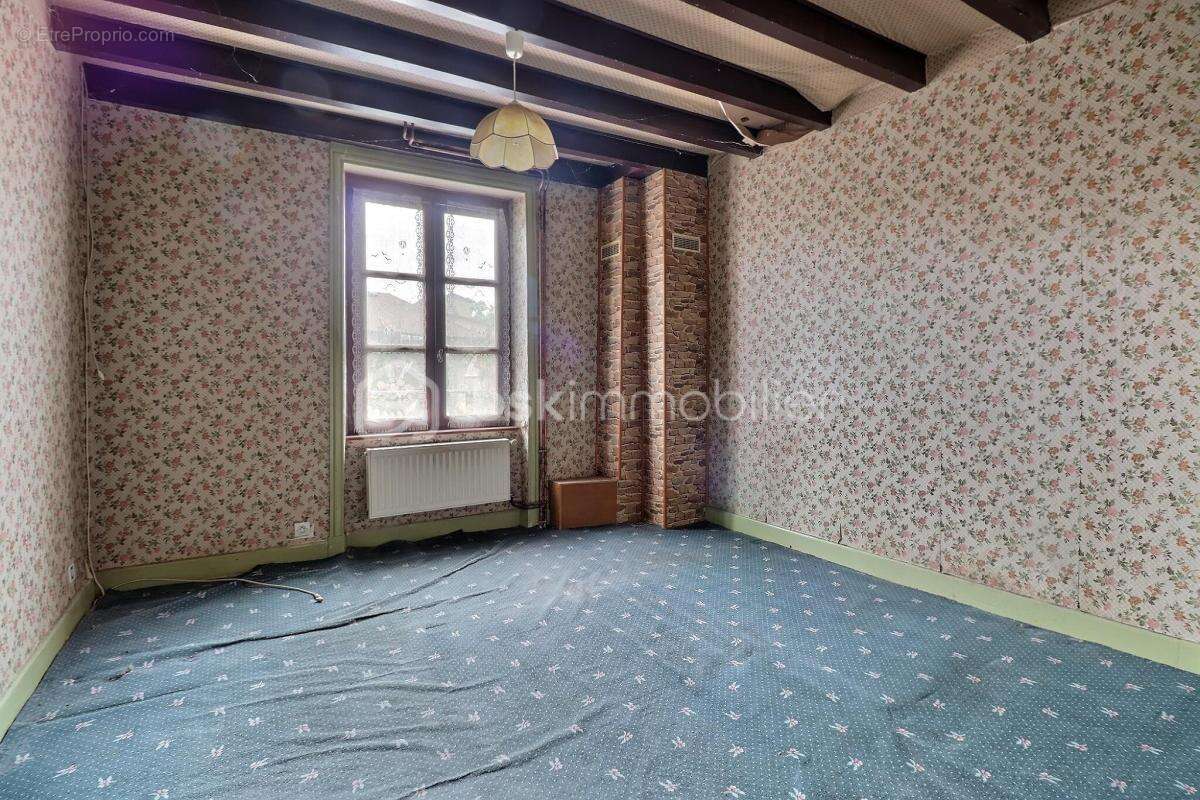 Maison mitoyenne 97.50m² 63300 Escoutoux - photo 9