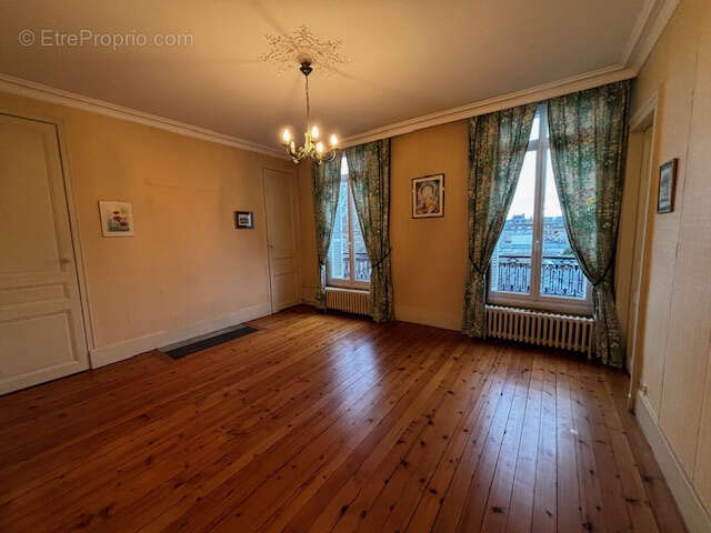 Maison à ELBEUF