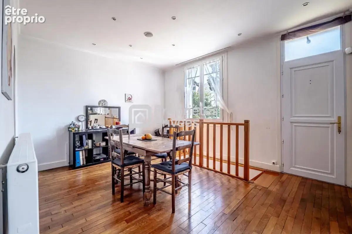 Maison familiale ensoleillée de 126m² habitable (161m² au sol) sur terrain de 294 m² à Cachan - photo 4