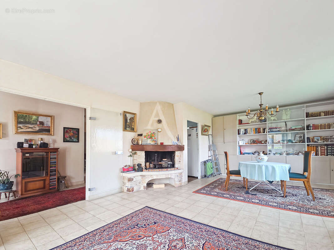 Maison à MEULAN