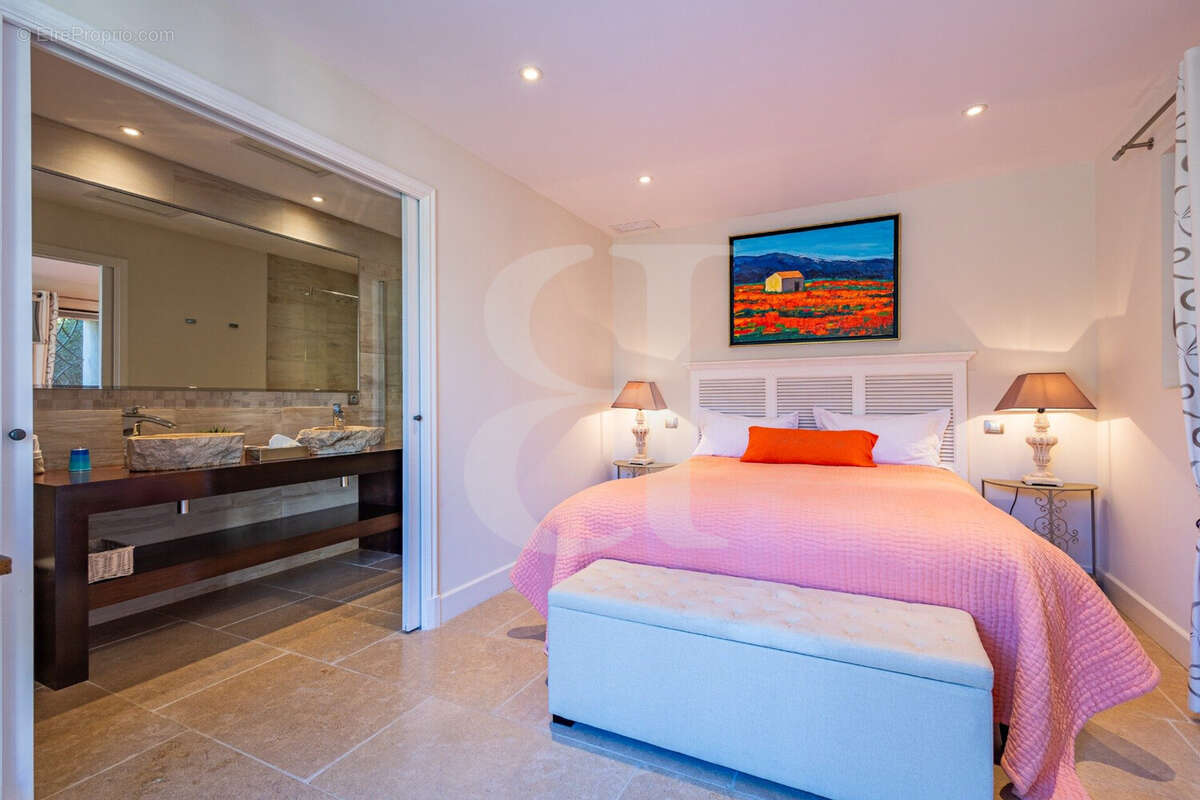 Maison à SAINT-REMY-DE-PROVENCE