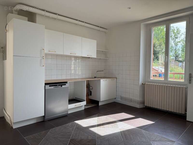 Appartement à PARAY-LE-MONIAL