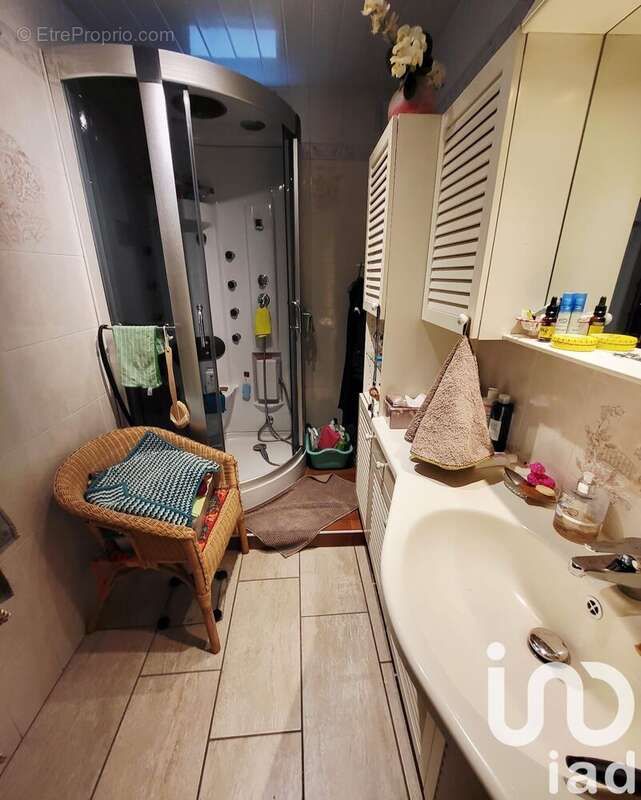 Photo 9 - Maison à DECINES-CHARPIEU