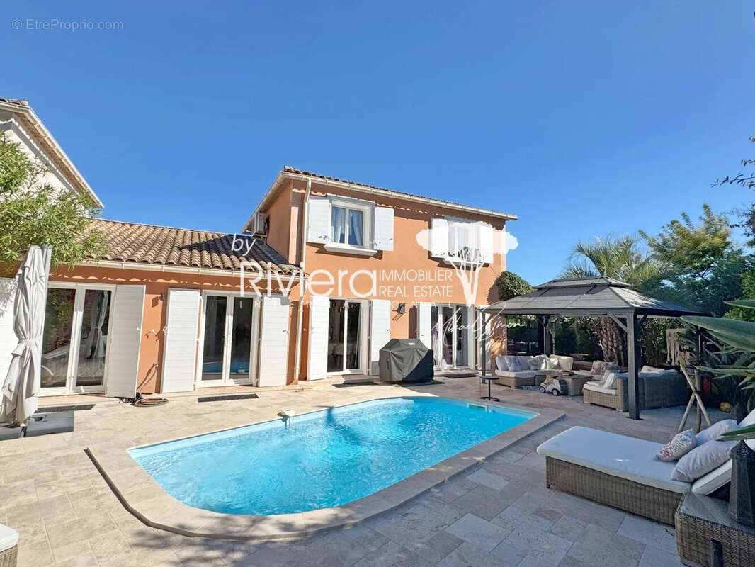 Maison à LA CROIX-VALMER