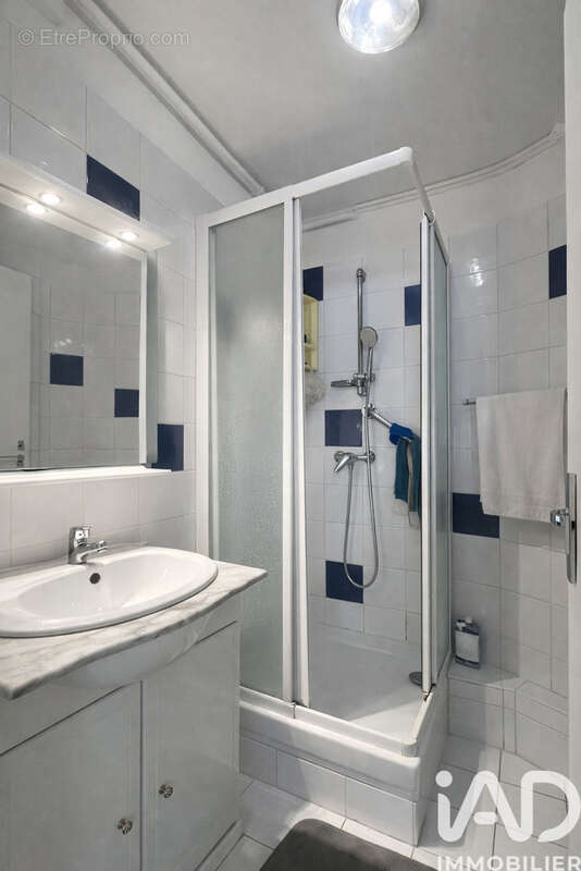 Photo 9 - Appartement à MARSEILLE-4E