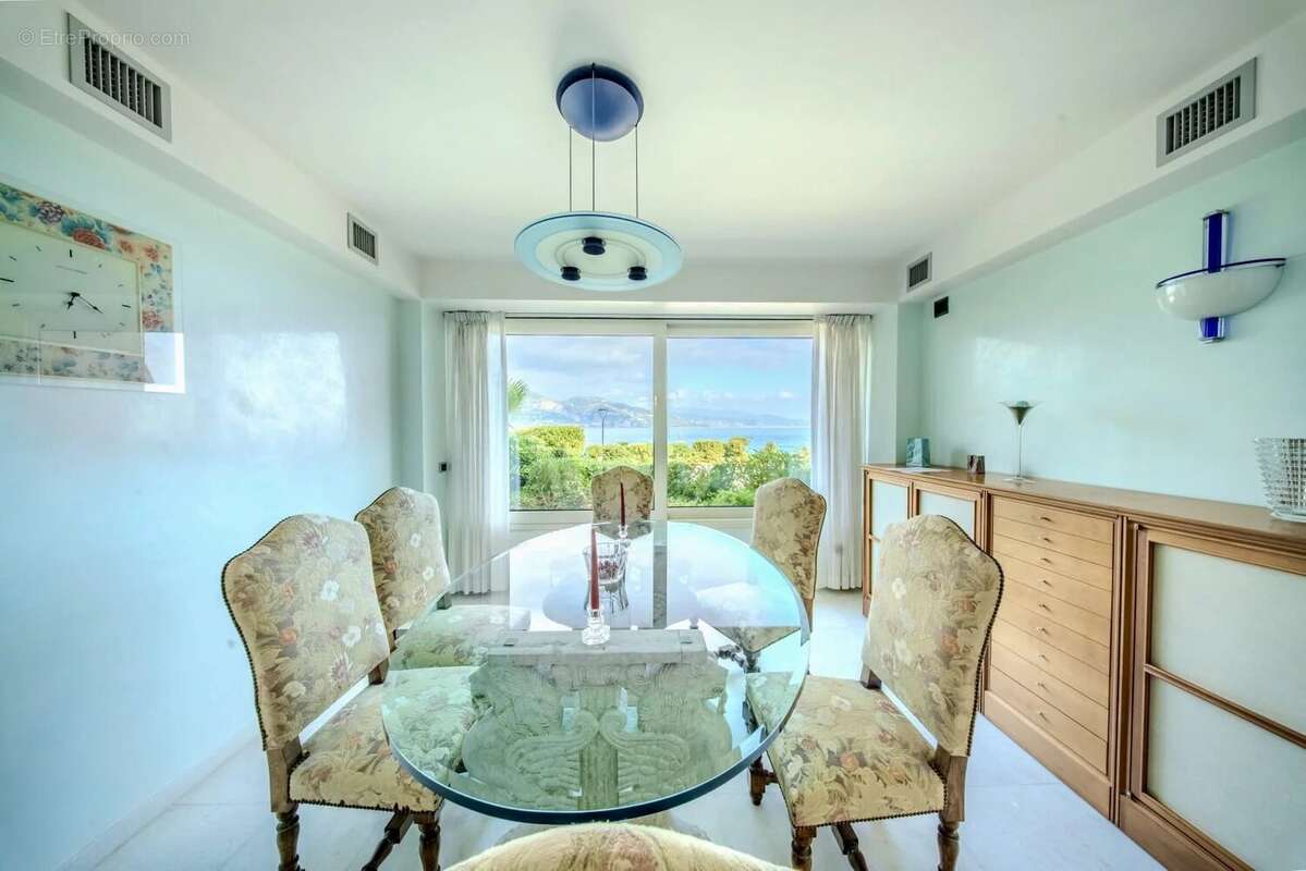 Maison à ROQUEBRUNE-CAP-MARTIN