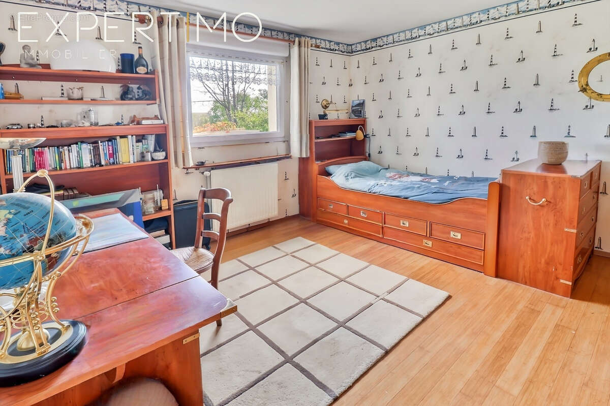Propriété de caractère  vue mer de l'etage - quartier calme - photo 16
