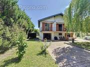 Maison à SAINT-JUST-DE-CLAIX