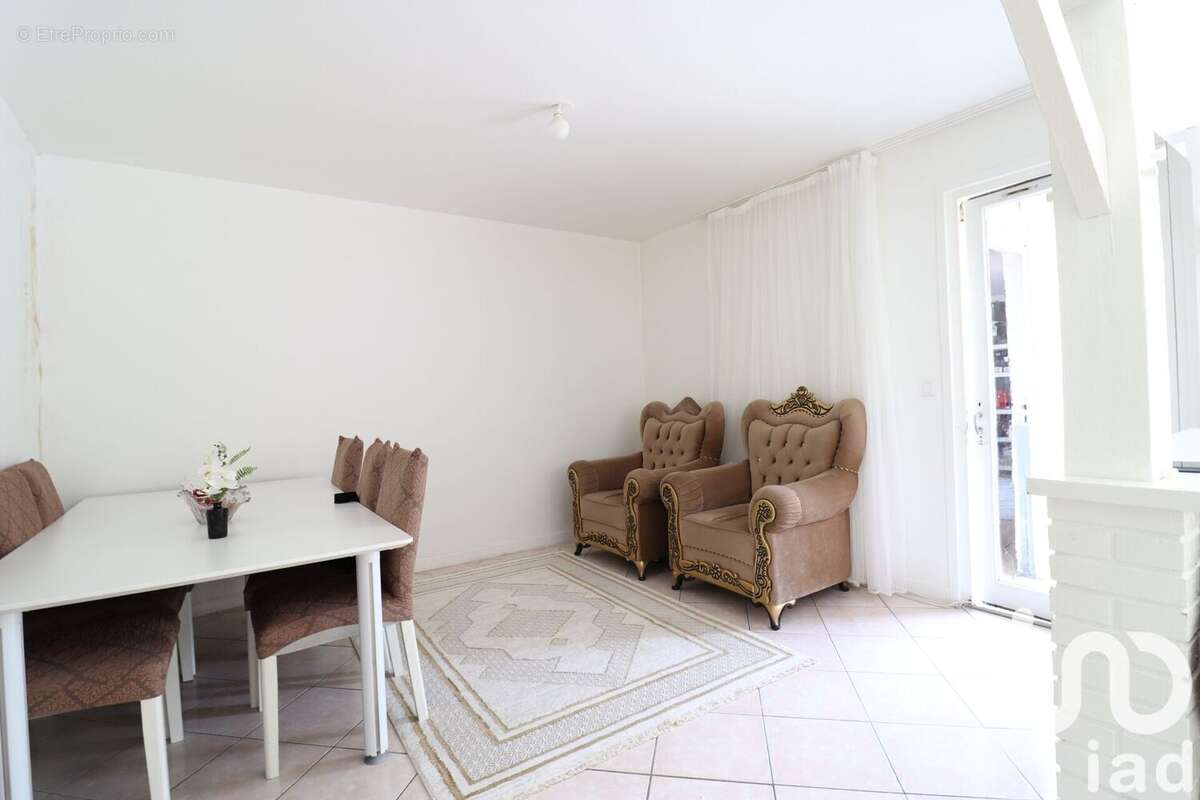 Photo 2 - Maison à EVRY