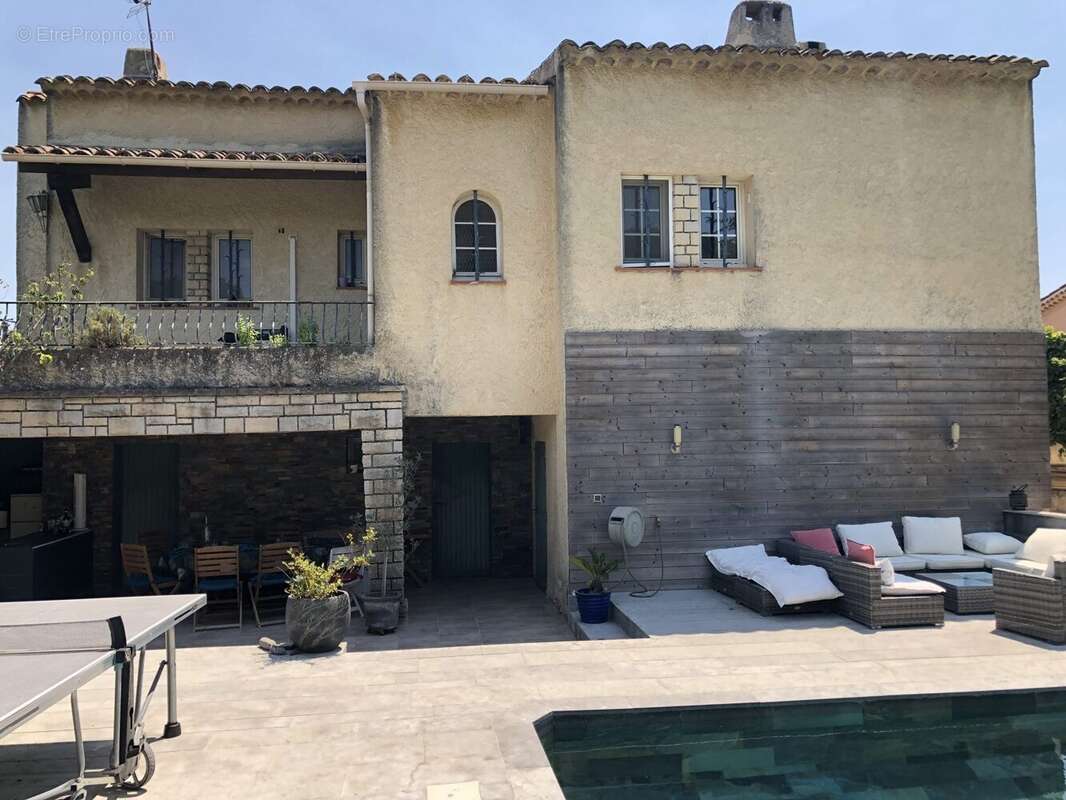 Maison 180 m² à Le Beausset  - photo 4