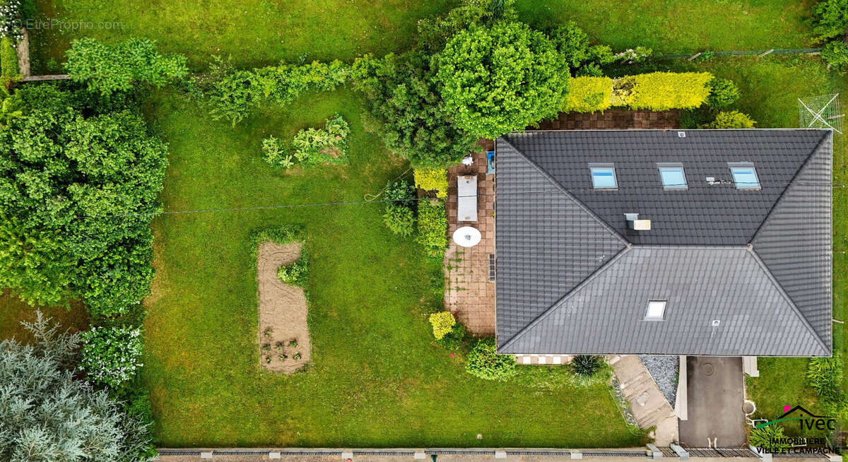 Maison 148 m² à Crastatt  - photo 3