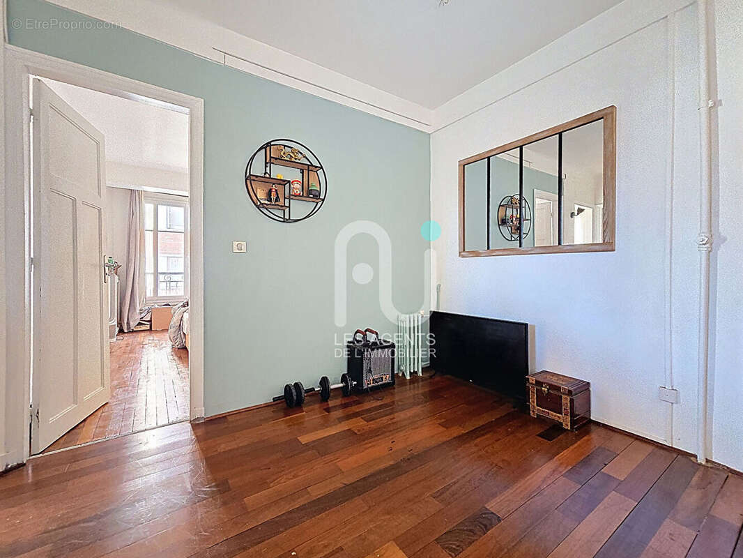 Appartement à ASNIERES-SUR-SEINE