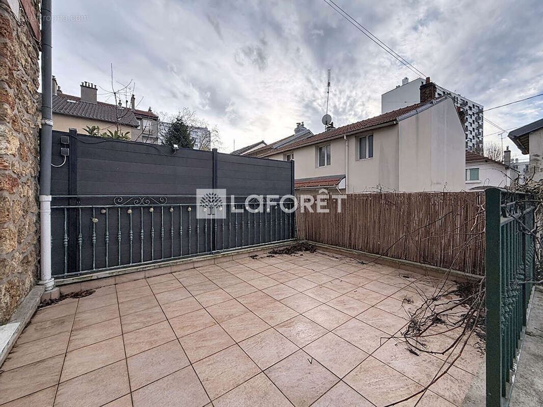 Appartement à BAGNEUX