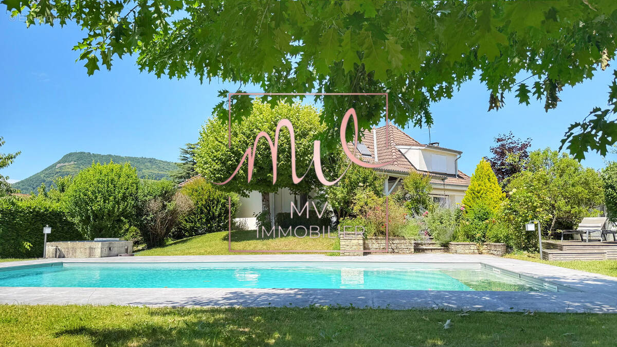 Maison à COUBLEVIE