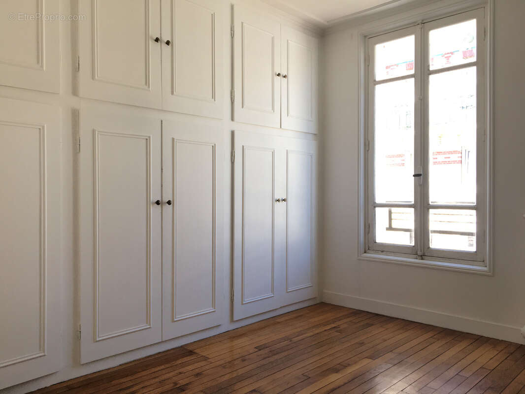 Appartement à SAINT-MAUR-DES-FOSSES