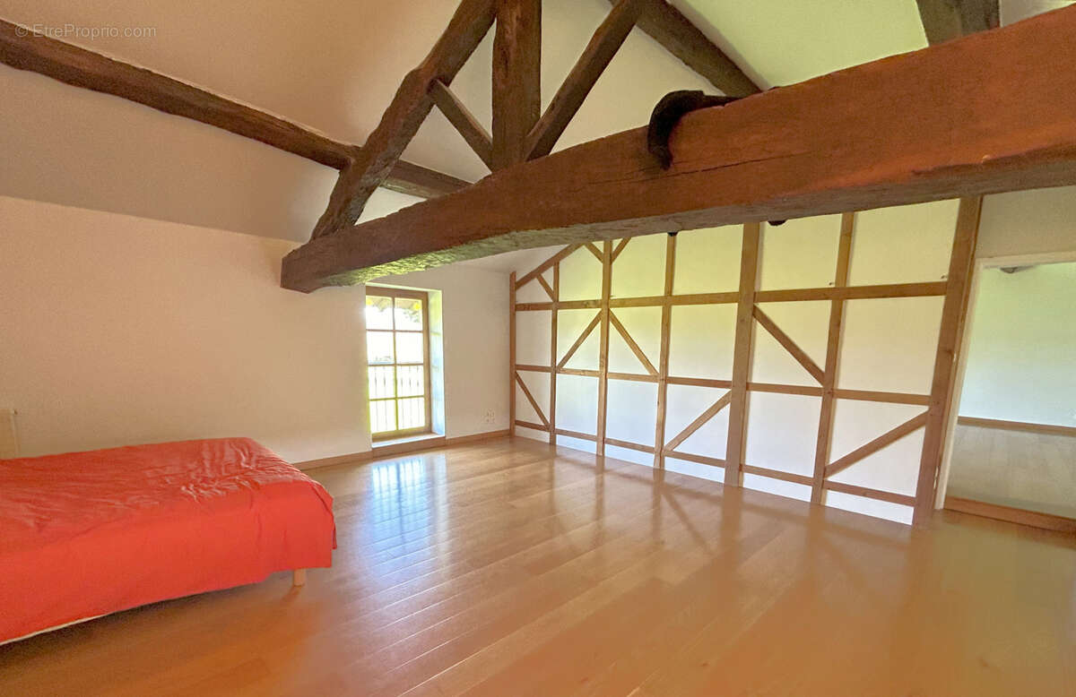 Maison à VILLARS-LES-DOMBES