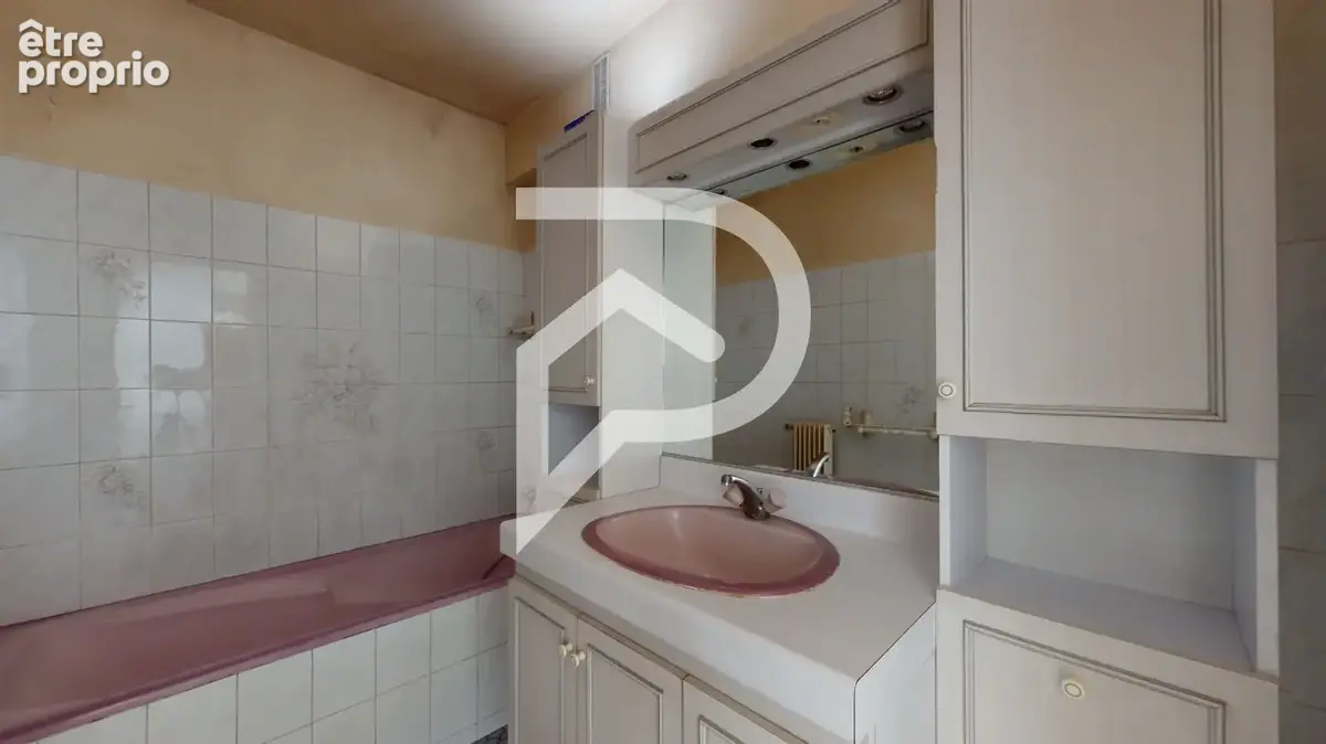 Appartement 75m2 - emplacement premium à Marly-le-Roi - 3 chambres possibles - cave et parking - photo 13