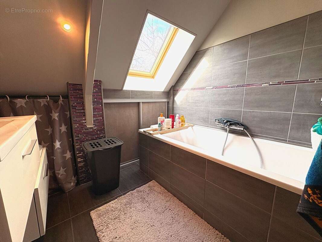 Maison Proche Amblainville 82m² 3 chambres - photo 6