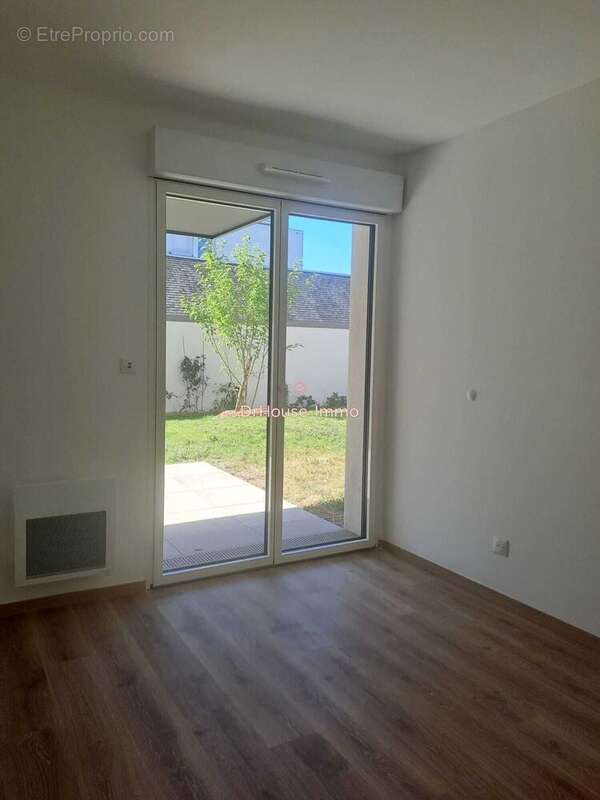 Appartement à SAINT-CYR-SUR-LOIRE