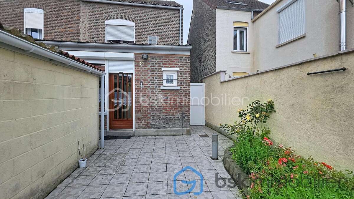 Maison à ROEULX
