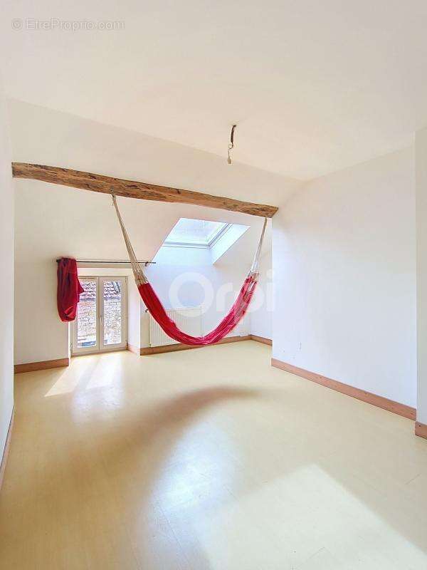 Maison à FRONCLES