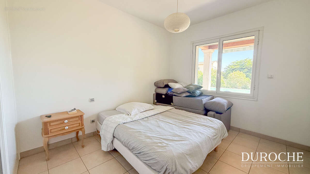 Maison à PIOLENC