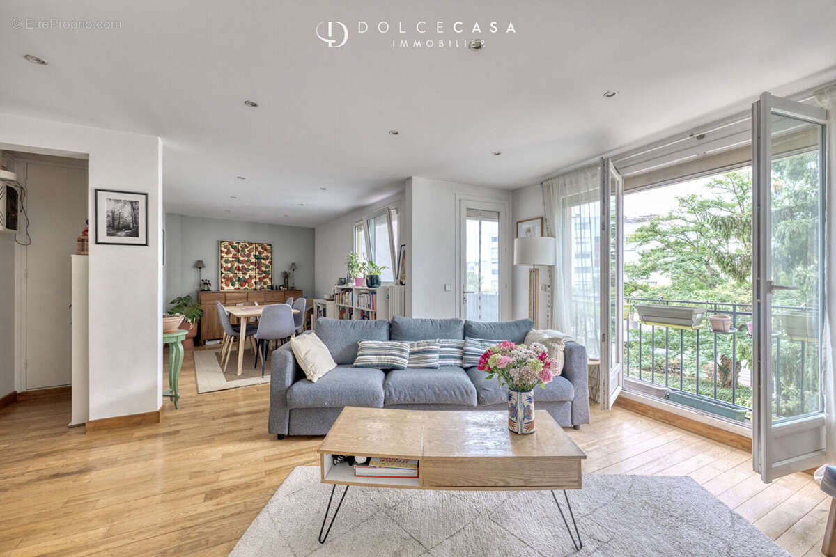 Appartement à NOGENT-SUR-MARNE