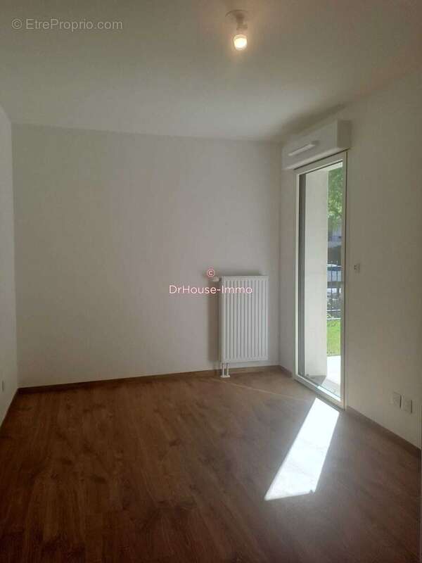 Appartement à SAINT-CYR-SUR-LOIRE