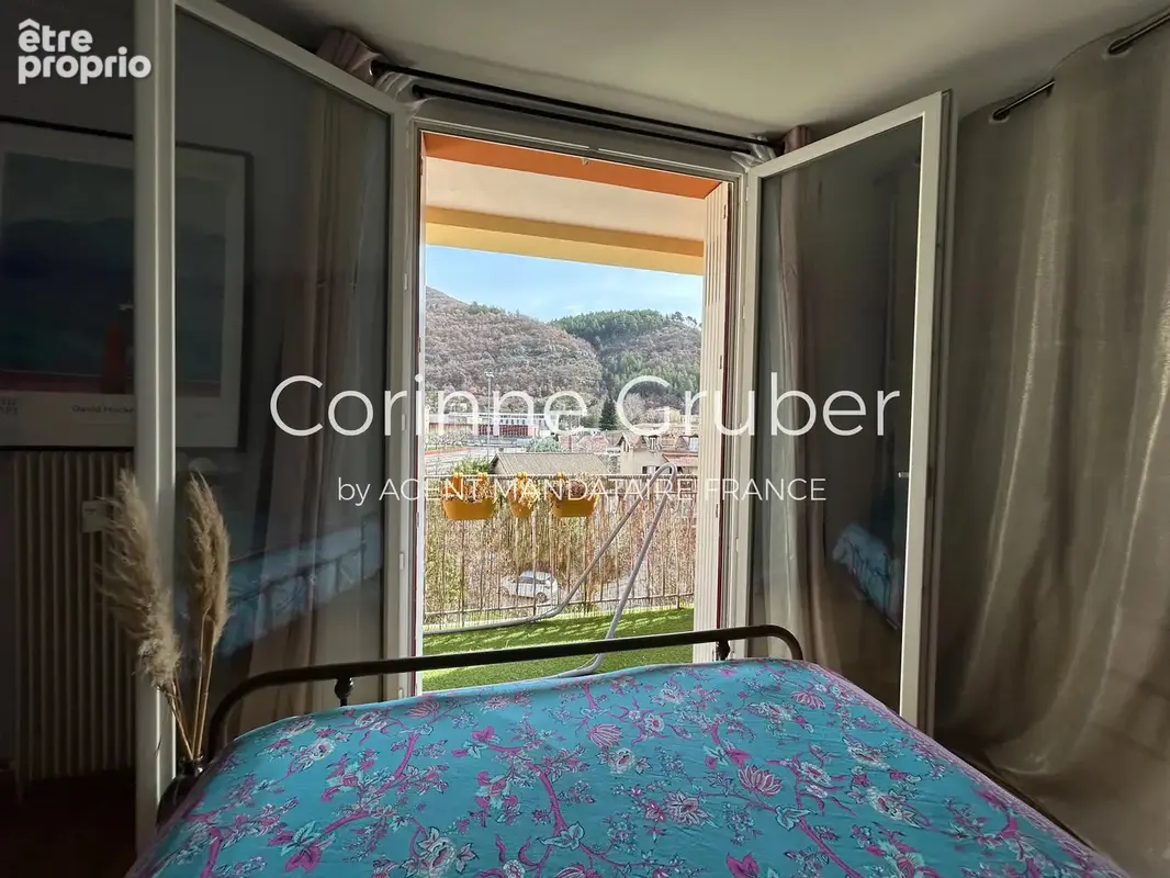 Digne-les-bains type 4 de 93 m²,  cave et parking - photo 13
