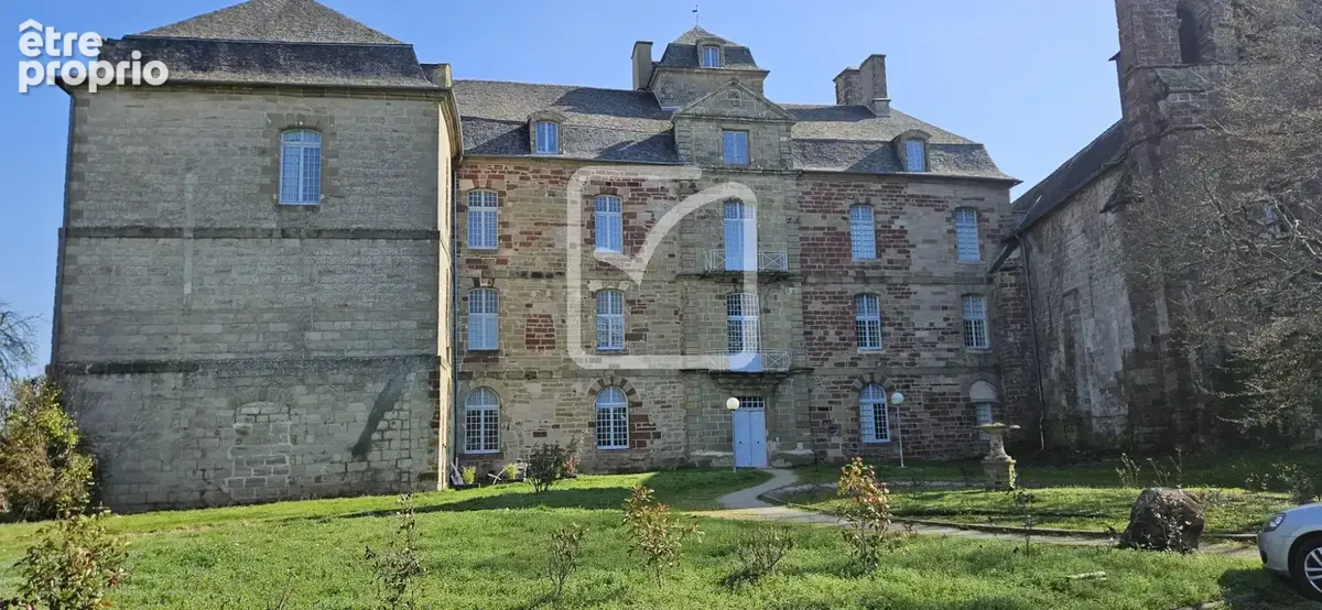 Appartement à COSNAC