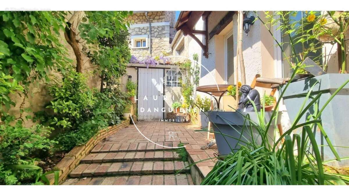 Maison à NOISY-SUR-OISE