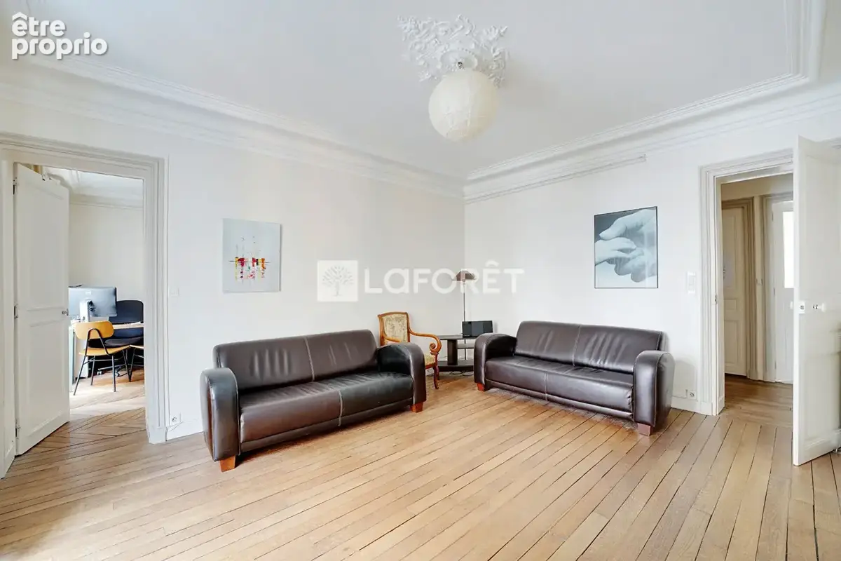 Appartement Paris 4 pièces 81 m² - photo 2