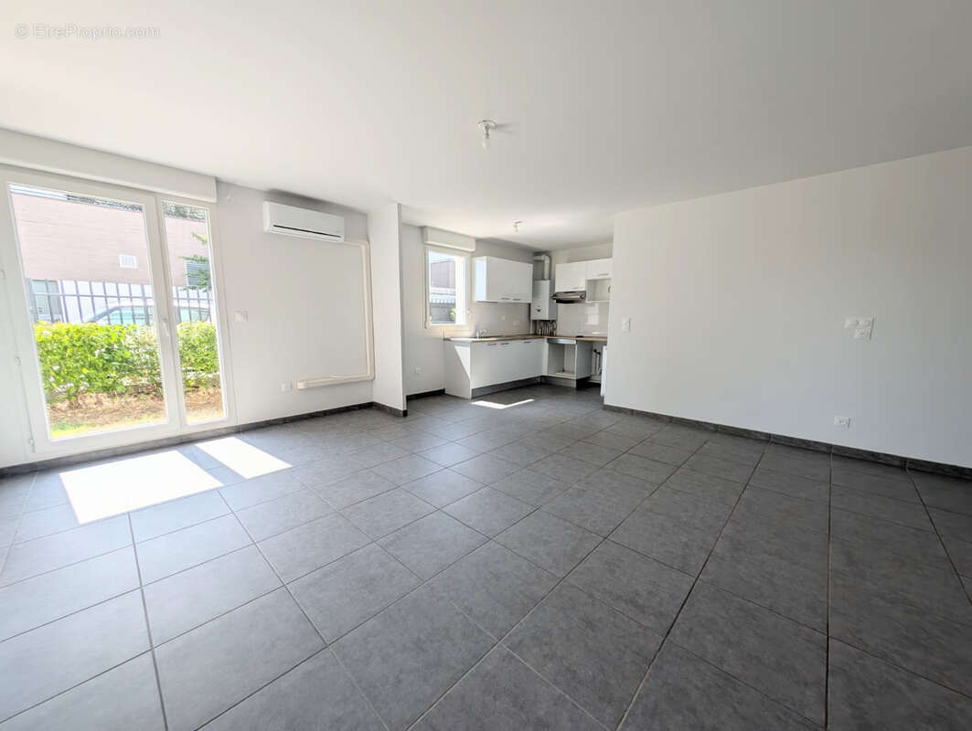 Appartement à COLOMIERS