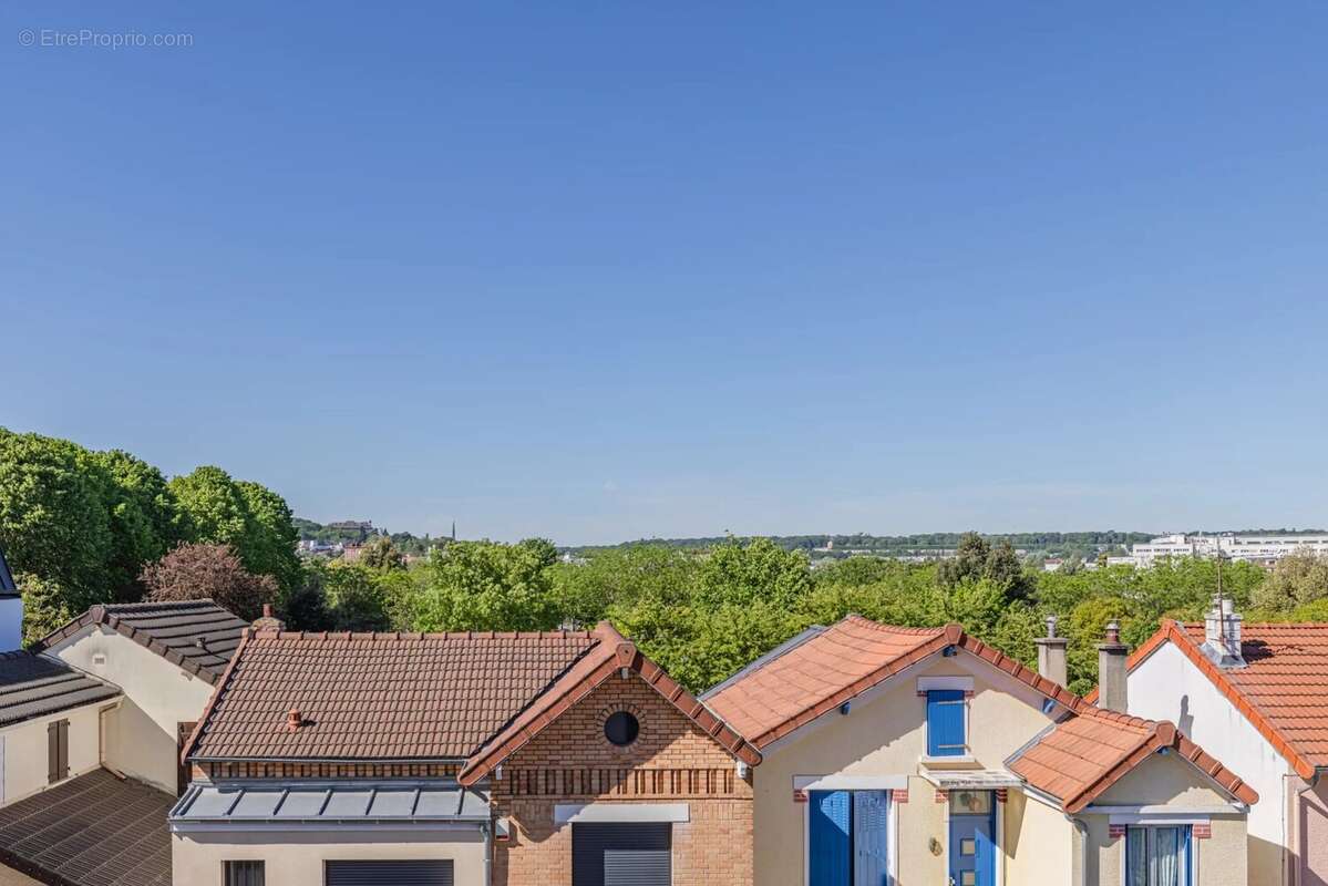 Appartement à ISSY-LES-MOULINEAUX